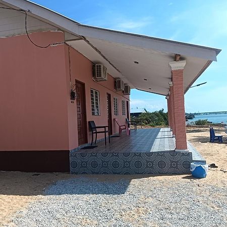 Roomstay Tokbah Demuara Kuala Besut Luaran gambar