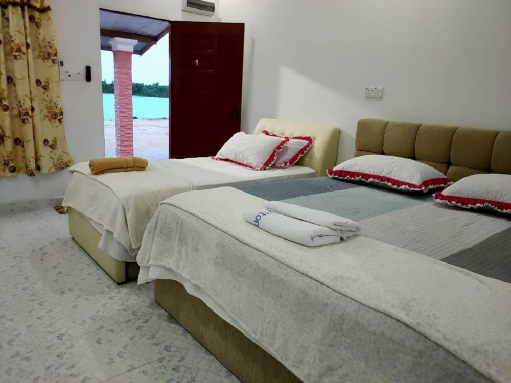 Roomstay Tokbah Demuara Kuala Besut Luaran gambar