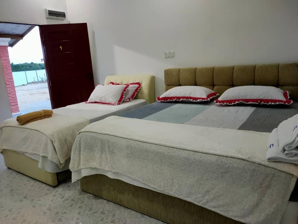 Roomstay Tokbah Demuara Kuala Besut Luaran gambar