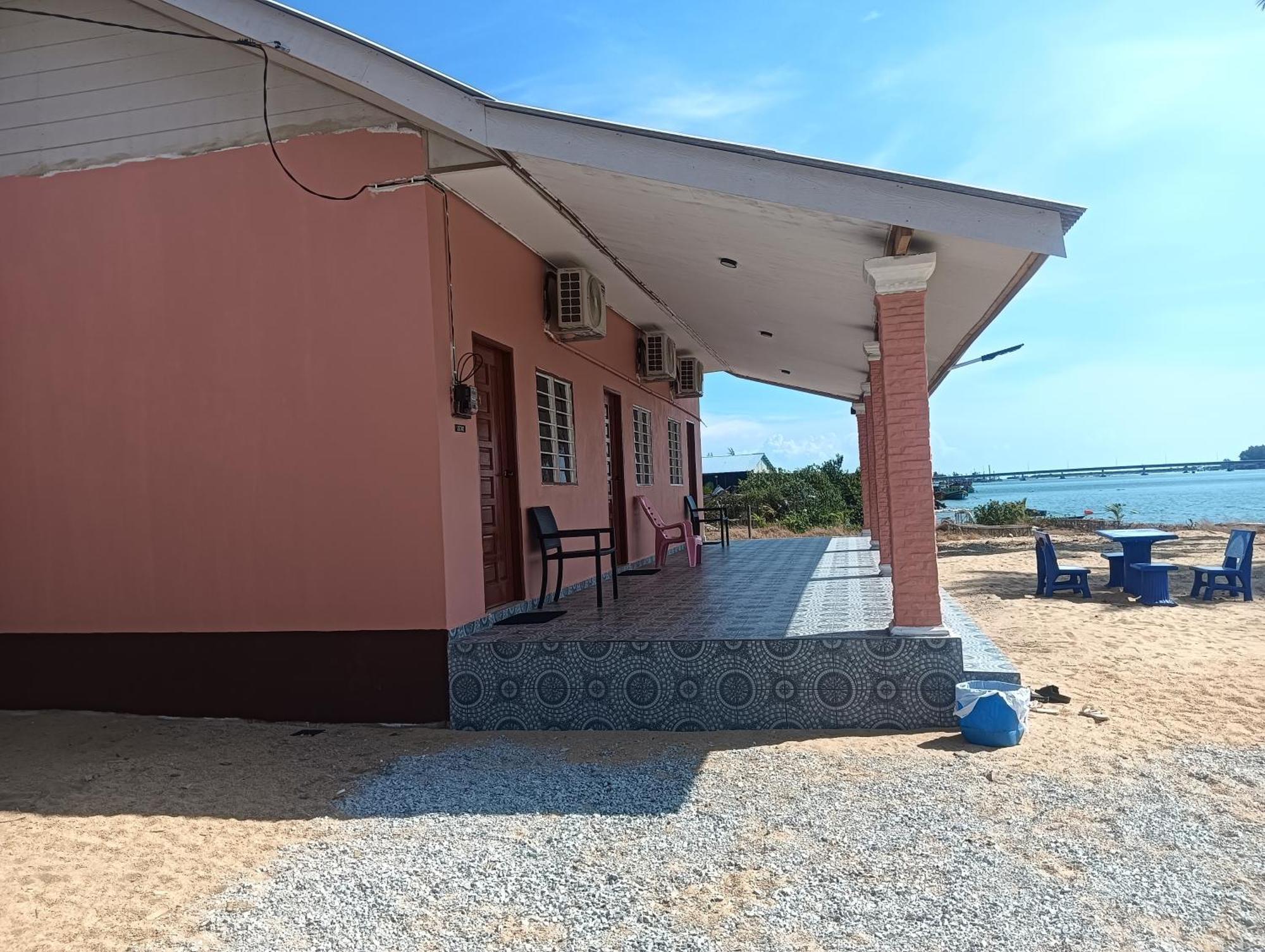 Roomstay Tokbah Demuara Kuala Besut Luaran gambar