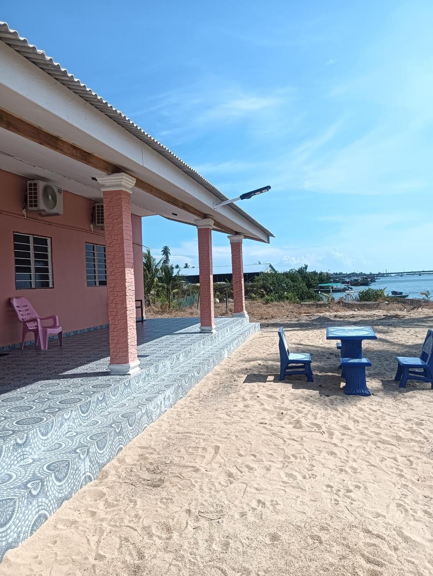 Roomstay Tokbah Demuara Kuala Besut Luaran gambar